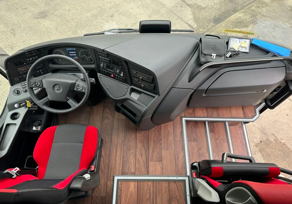 Mercedes Benz TOURISMO 2023
