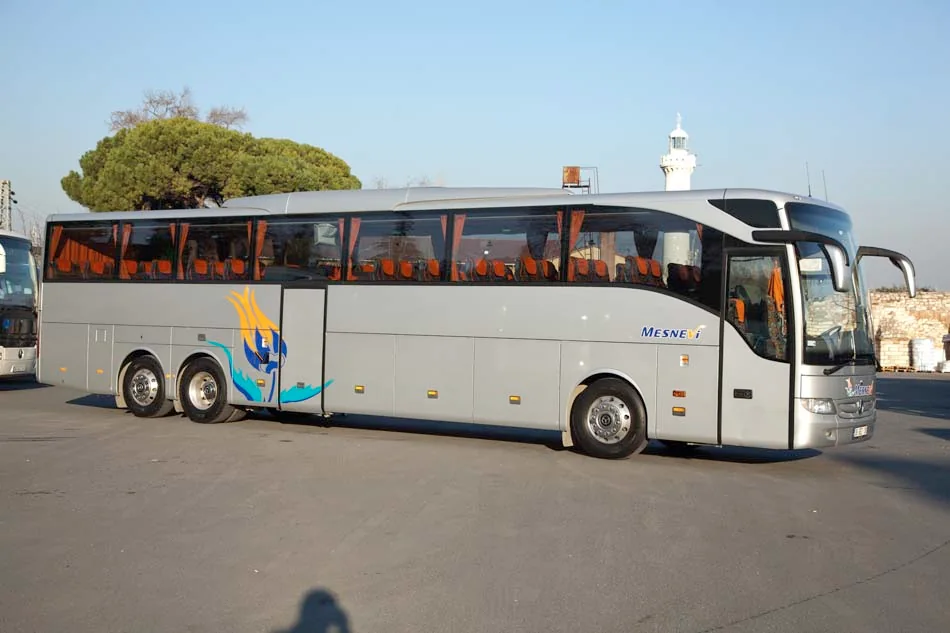 Mercedes-Benz TOURISMO